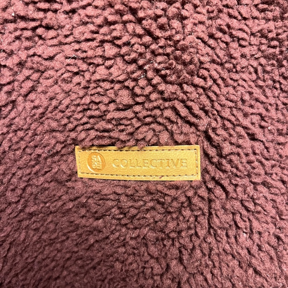Sage Collective Burgundy Sherpa Vest with Patterned Flannel lining - Picture 3 of 9